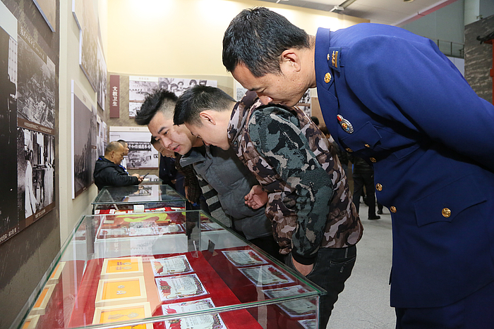 0V1A1221.JPG 0V1A1221.JPG