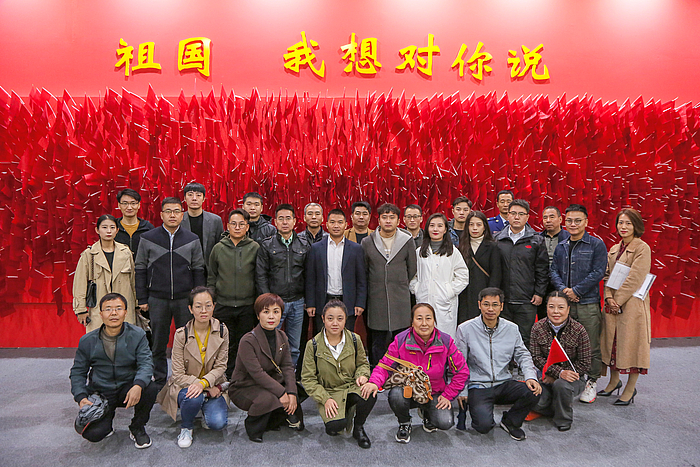 0V1A1250.jpg 0V1A1250.jpg