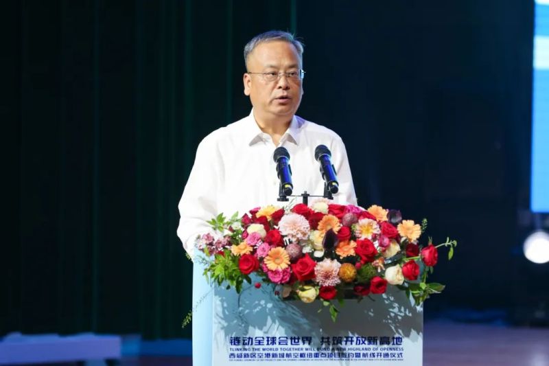 2.空港新城黨委書記、管委會(huì)主任 張蔚.JPG